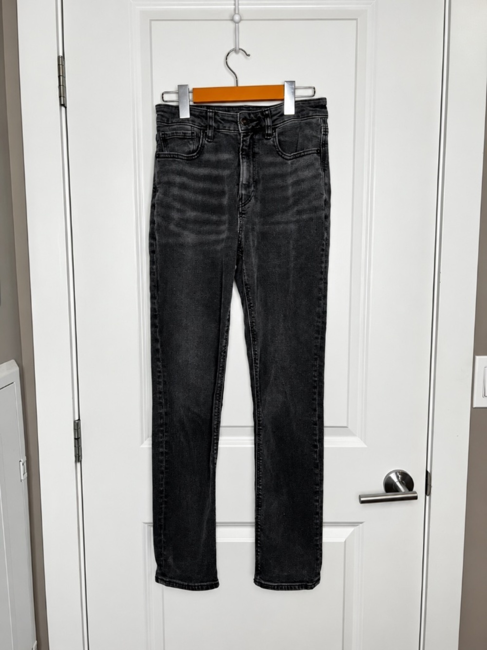 American Eagle Stretch Jeans – Size 2 Regular